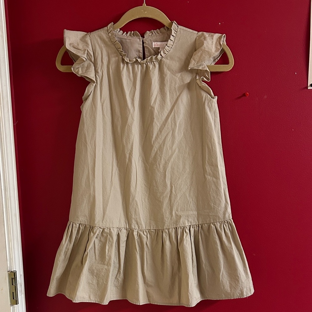 GB girls Beige Ruffle Hem Flutter-Sleeve Dress size 8/10